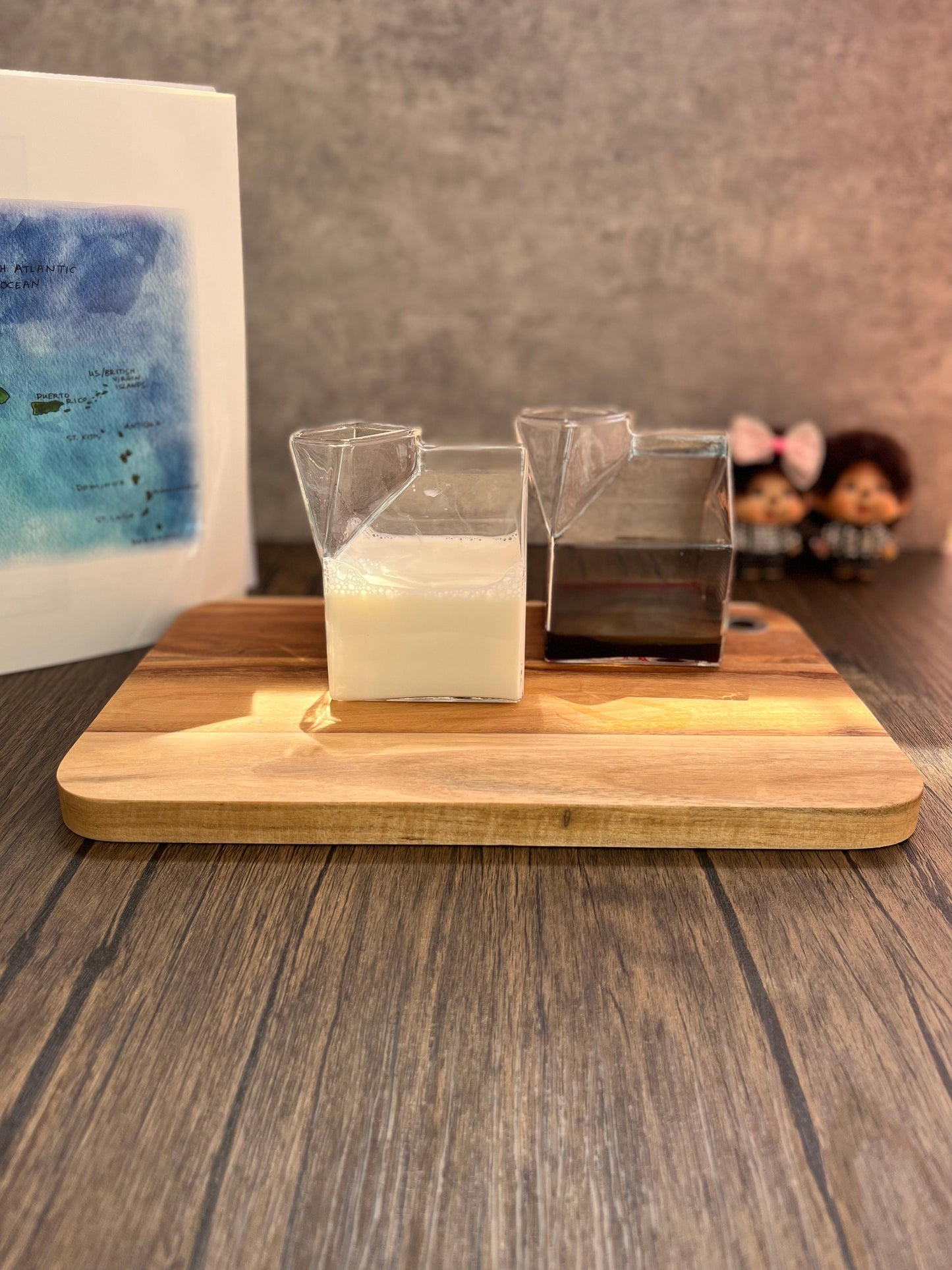 Handmade borosilicate glass cup in milk carton shape for coffee and cold drinks