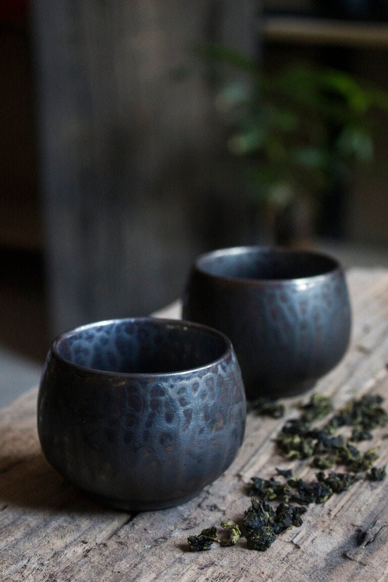 Retro bronze-style ceramic tea cups set of two oval shaped tea coffee sake wine cups on rustic surface – Home Relax Studio