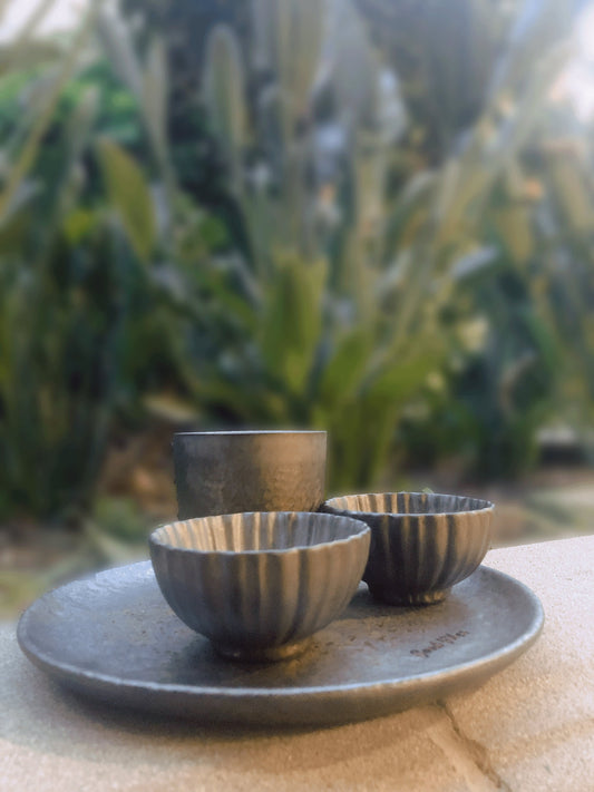 Vintage ceramic tea cups with matching plate in retro-industrial style – Home Relax Studio